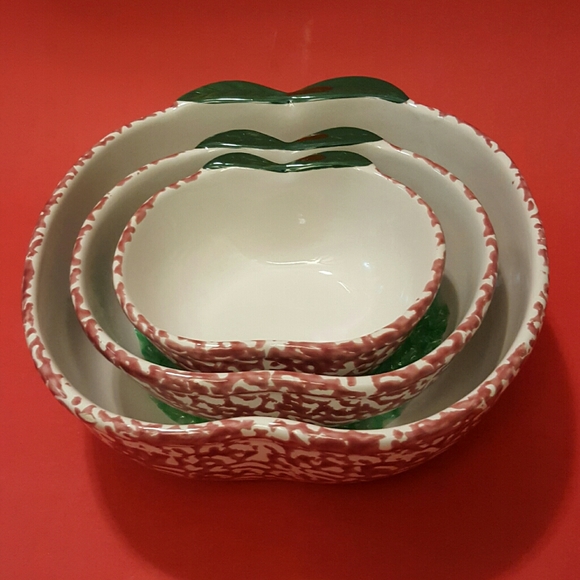 Set of 3 Ceramic Apple-shaped Nesting bowls - Picture 3 of 12